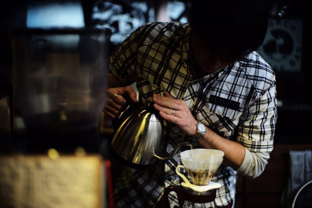 Yoshikazu Hosokawa became a barista to help his coffee roasting business grow